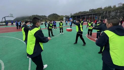 阿依林海拓展训练 阿依林海拓展训练